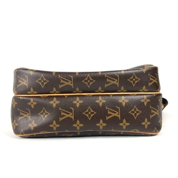 LOUIS VUITTON Brown Monogram Canvas Shoulder Bag - Picture 5 of 16